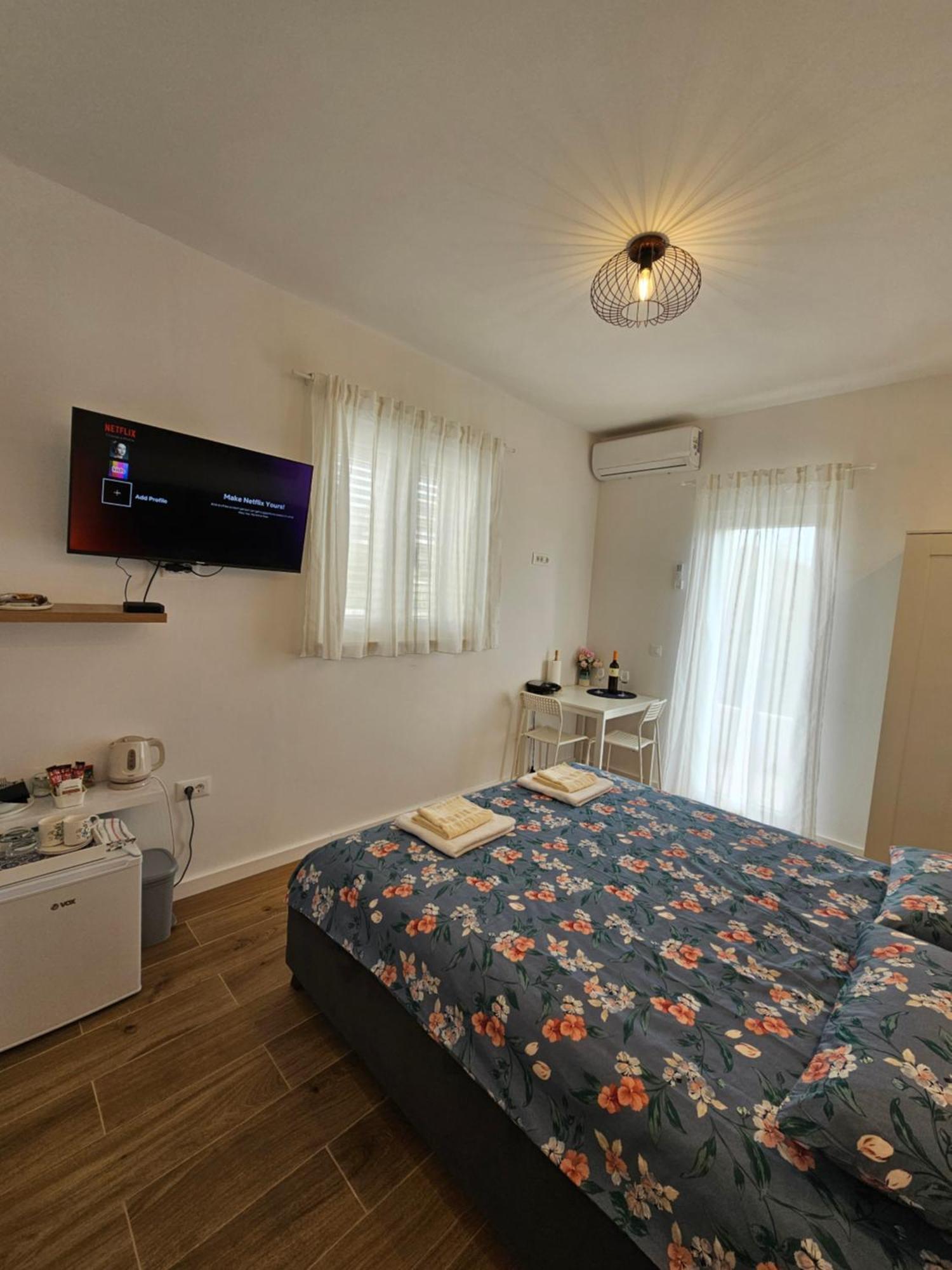 Room Ela Donji Seget Exteriér fotografie